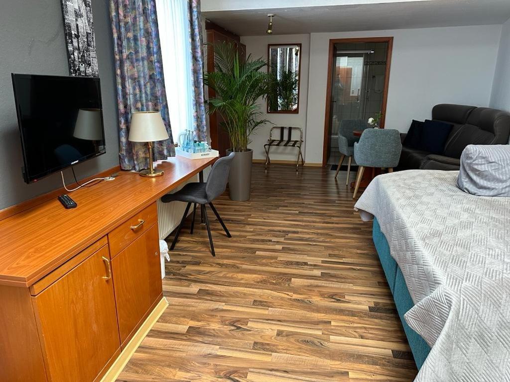 Hotel Oberledinger Hof Leer Extérieur photo